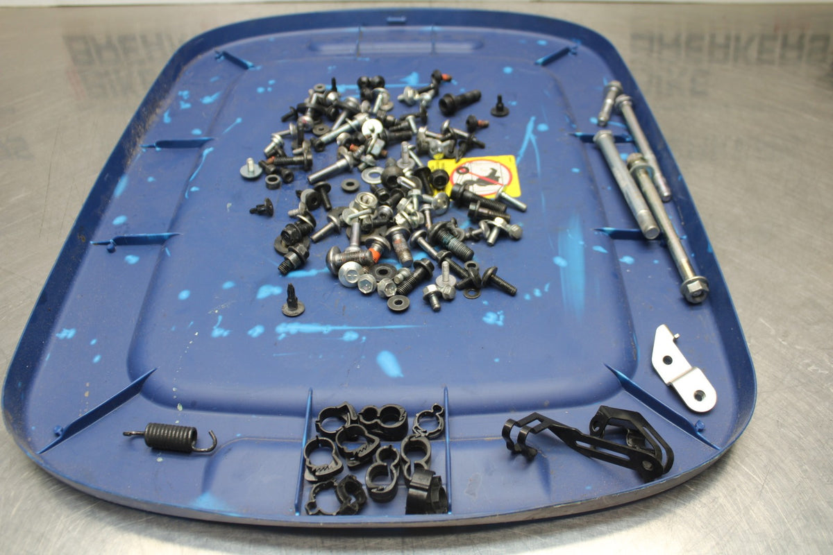23-24 YAMAHA MT-07 MOUNTING BOLTS HARDWARE MOTOR SCREWS BB194