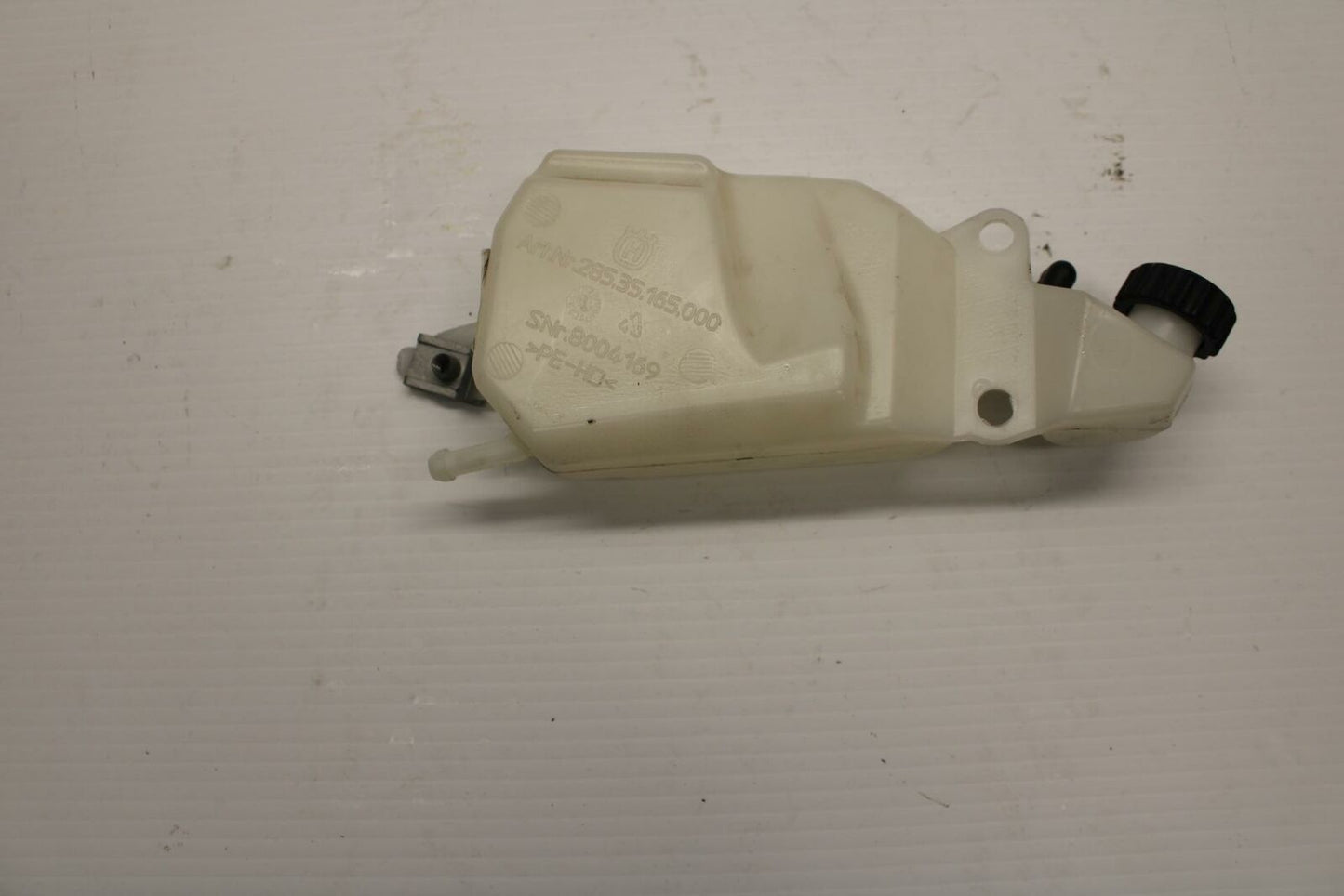 18-20 HUSQVARNA VITPILEN 401 COOLANT WATER TANK RESERVOIR BOTTLE BB248