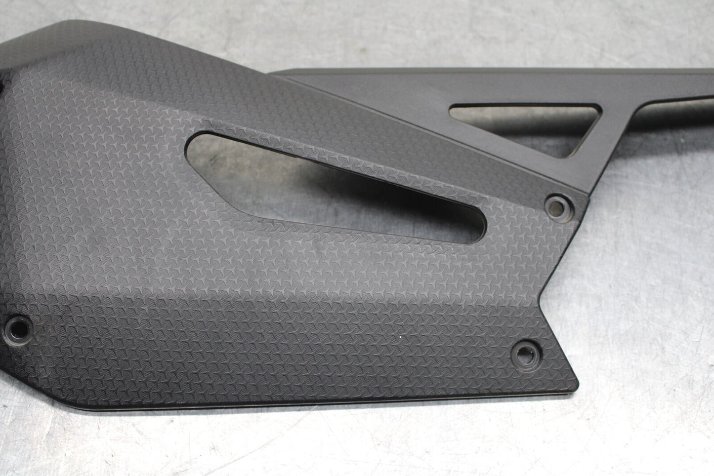 21-24 APRILIA TUONO 660 FACTORY REAR BACK DRIVE CHAIN GUARD COVER SHIELD BB733