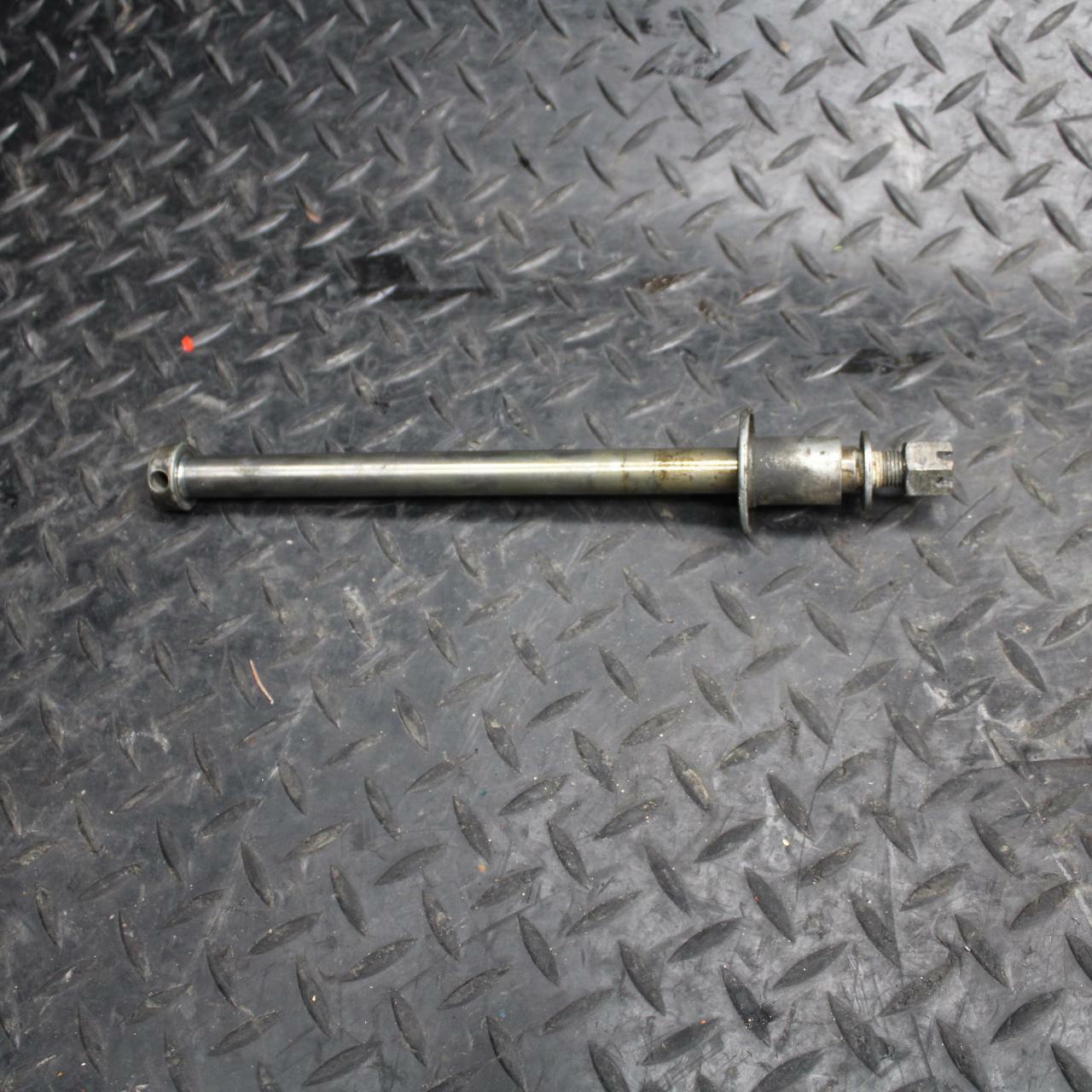 86 SUZUKI GS750ES FRONT WHEEL RIM AXLE PIVOT BOLT BB233