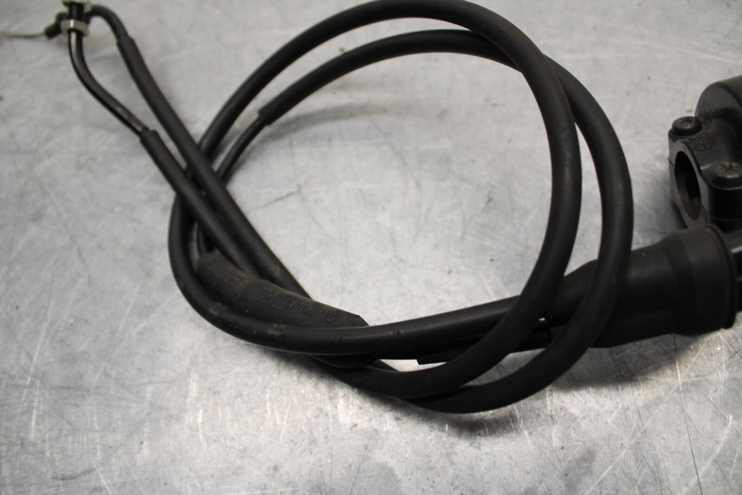 14-15 TRIUMPH STREET TRIPLE R THROTTLE CABLE LINE HOUSING GUIDE BB441