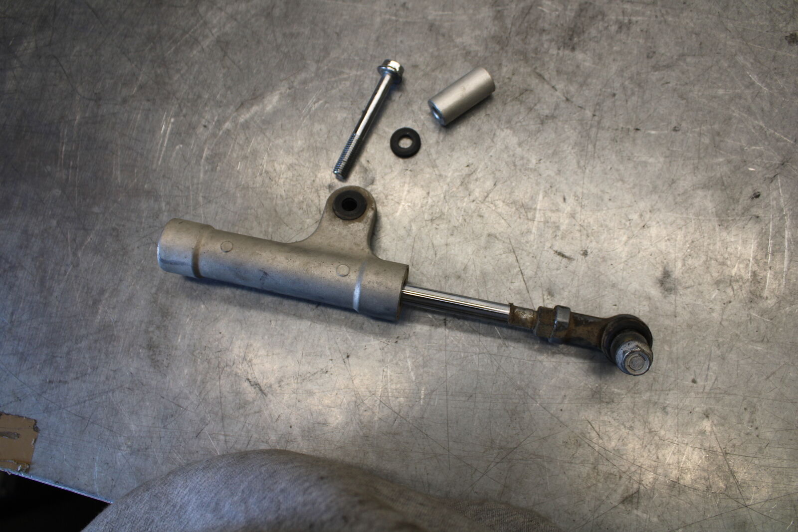 03-07 SUZUKI SV1000S STEERING DAMPER STABILIZER BB657