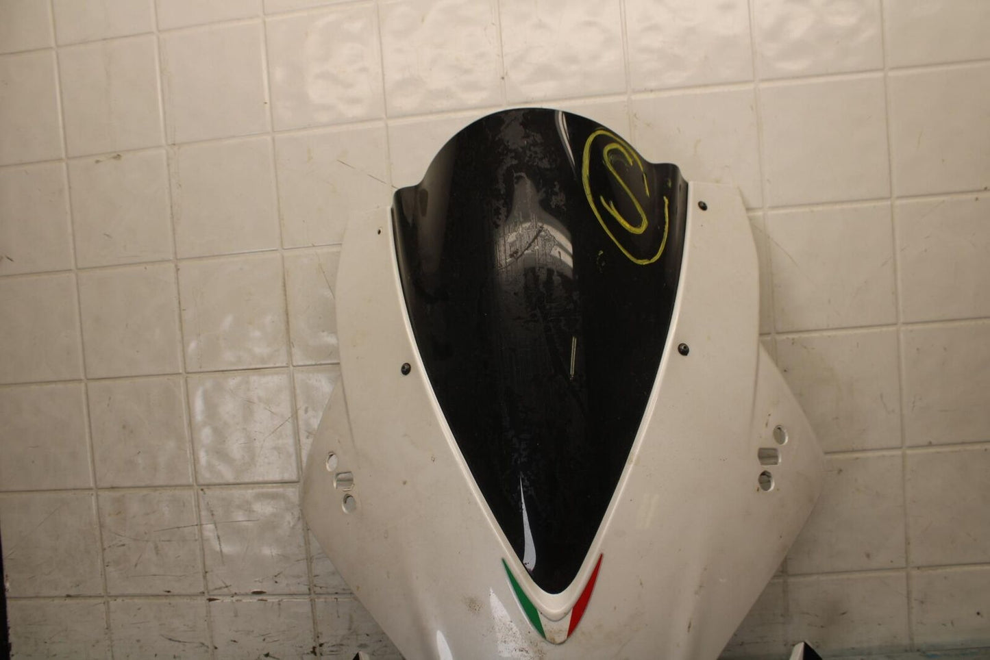 2010 Aprilia RSV1000R FRONT UPPER NOSE FAIRING COWL SHROUD BB513