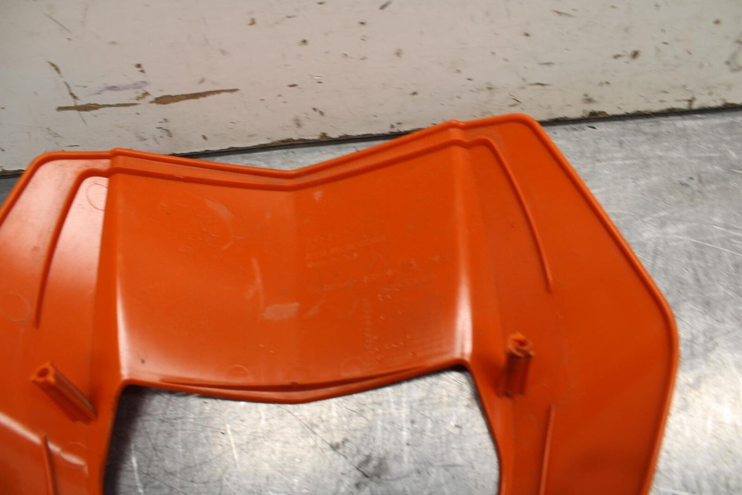 16-18 KTM 690 DUKE ORANGE FRONT UPPER NOSE FAIRING COWL SHROUD BB631