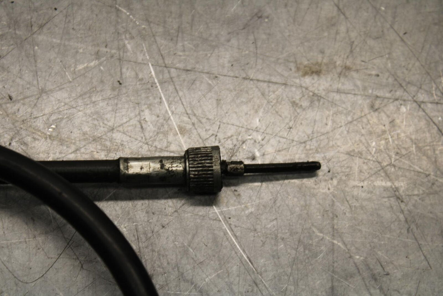 1977 Yamaha XS750 SPEEDOMETER AND TACHOMETER CABLE SPEEDO LINE bb554