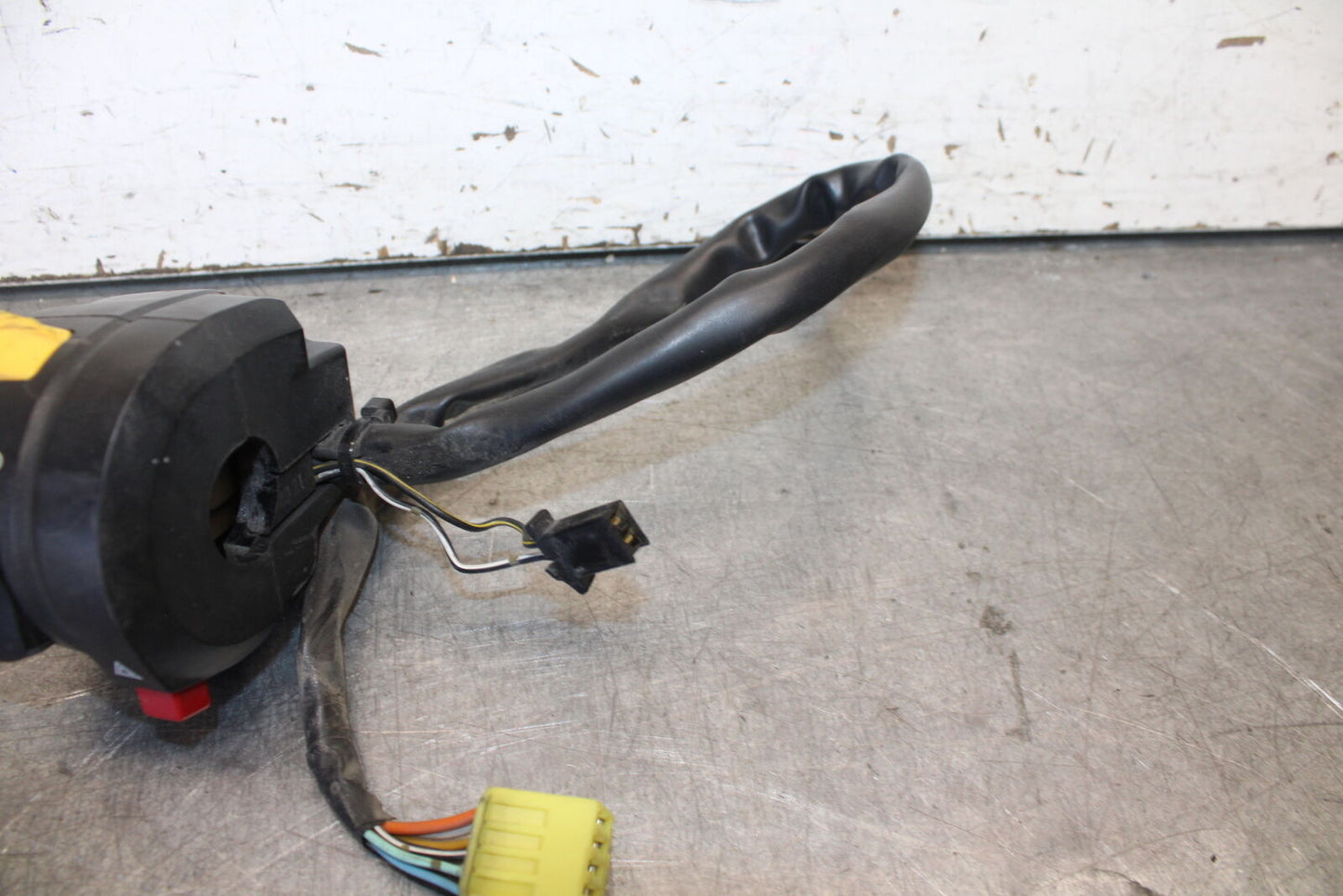 04 SUZUKI GSXR600 LEFT CLIP ON HORN SIGNALS SWITCH SWITCHES 37400-29G11 BB676
