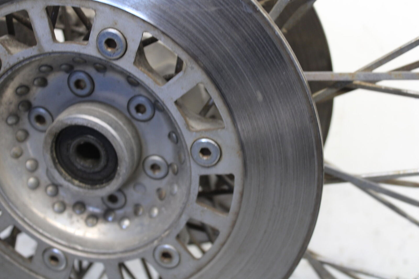 85-86 SUZUKI MADURA 1200 FRONT WEHHEL FRONT RIM BB691