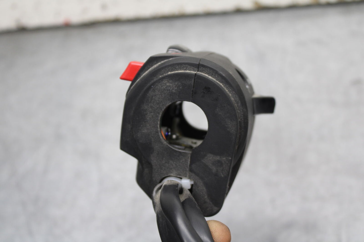24 KAWASAKI NINJA 500 ABS LEFT CLIP ON HANDLE HORN SIGNALS SWITCH SWITCHES BB730