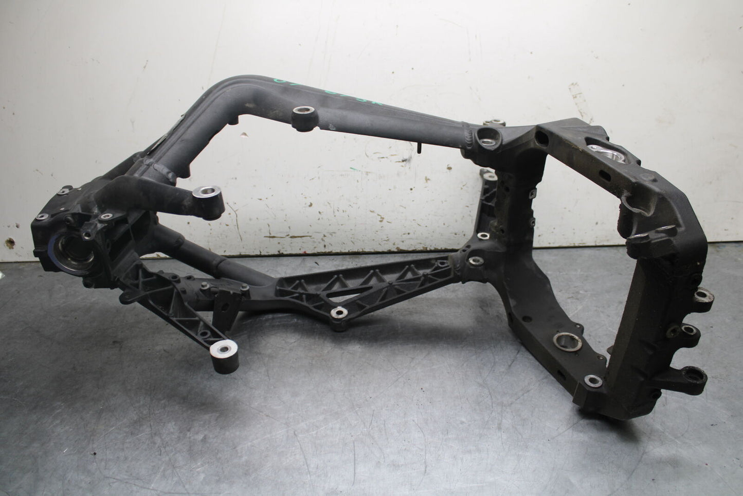 07-08 TRIUMPH DAYTONA 675 FRAME CHASSIS BB685