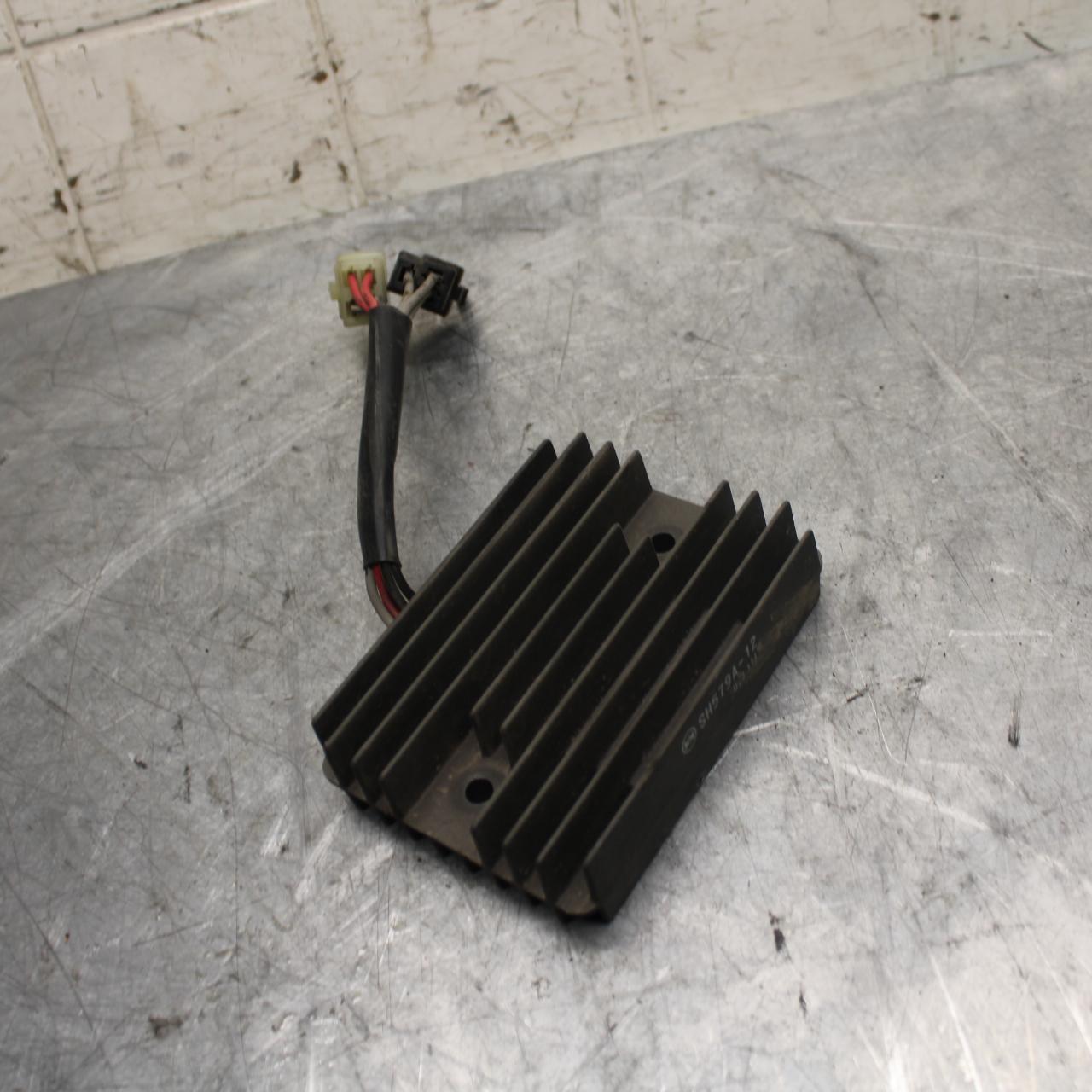 1998 Suzuki TL1000S RECTIFIER VOLTAGE REGULATOR BB508