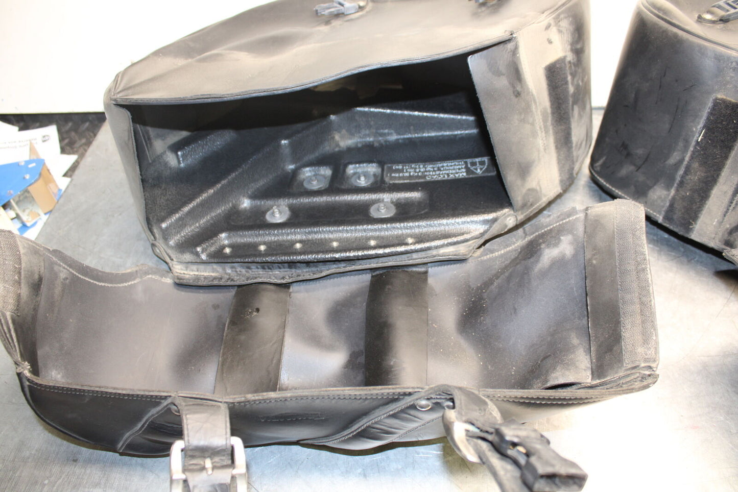 14-16 TRIUMPH AMERICA LT SIDE CARGO LUGGAGE SADDLEBAG BAG COMPARTMENT BB720
