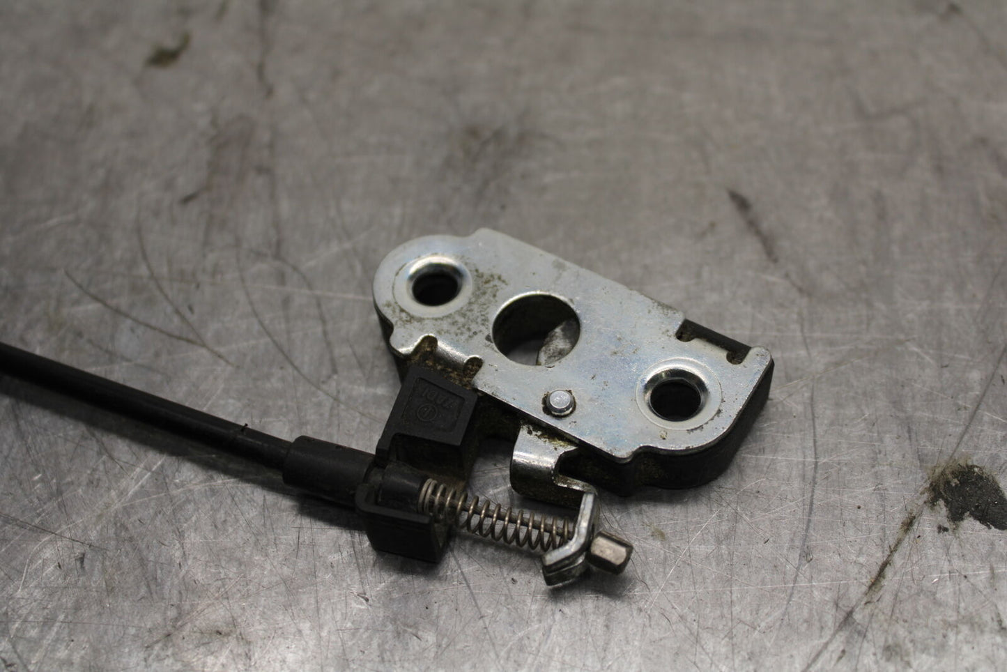15-19 APRILIA RSV4 RF REAR PASSENGER SEAT LATCH LOCK ASSEMBLY BB611