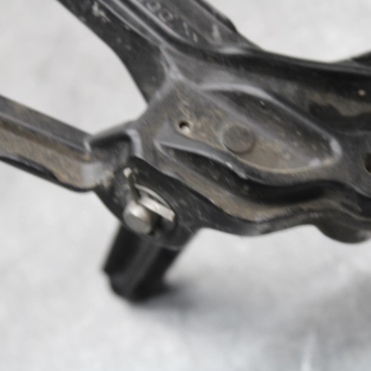 16-24 KTM 390 RC LEFT REARSET REAR SET DRIVER FOOT PEG REST STOP BB648