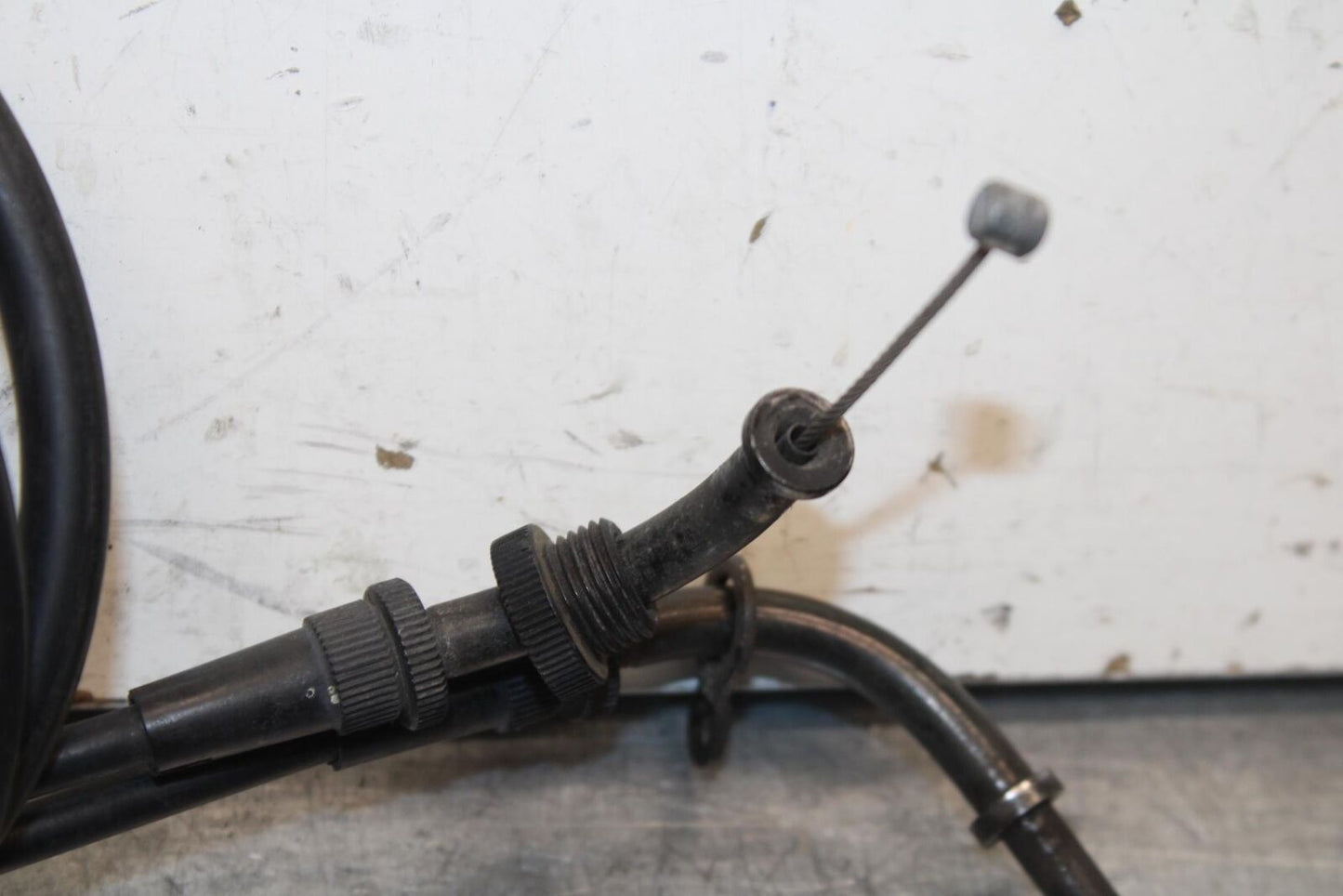 01 SUZUKI GSXR1000 THROTTLE CABLES LINES BB100 #B