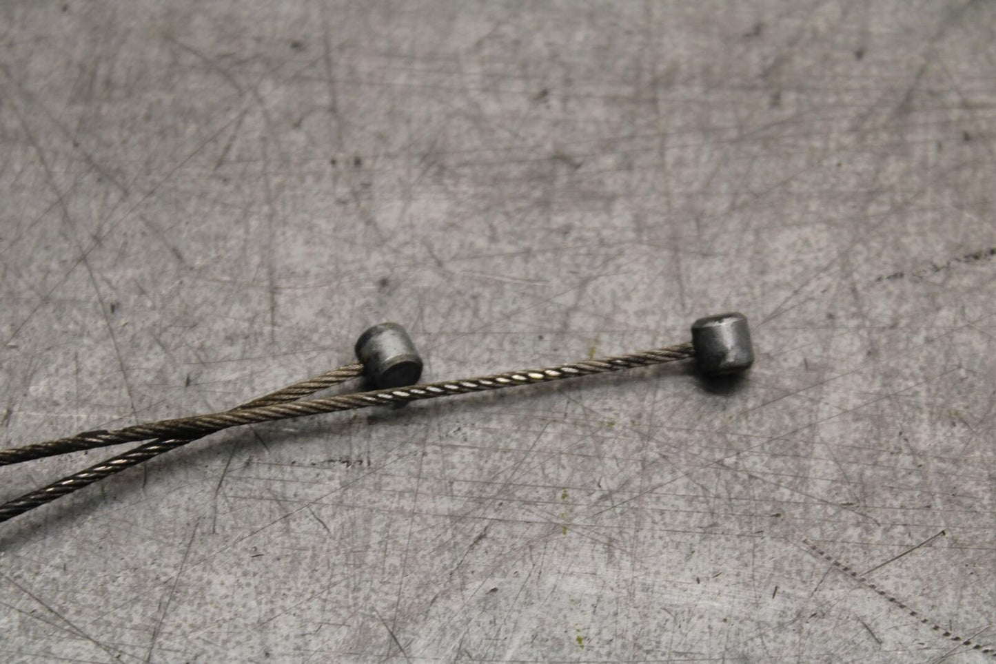 01-03 SUZUKI GSXR600 THROTTLE CABLES LINES BB633