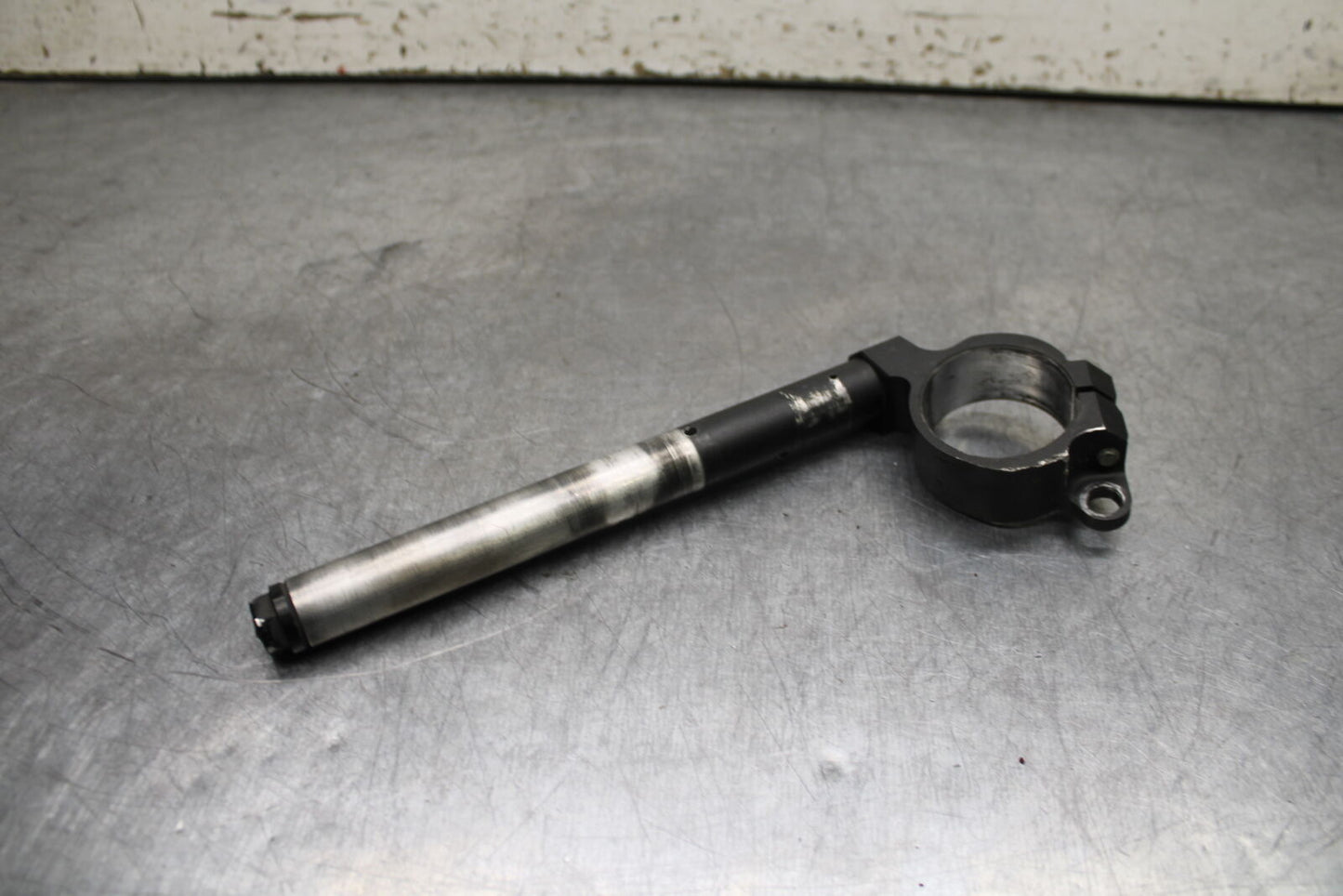 13-17 KAWASAKI NINJA ZX6R ZX636E RIGHT CLIP ON HANDLEBAR BB735