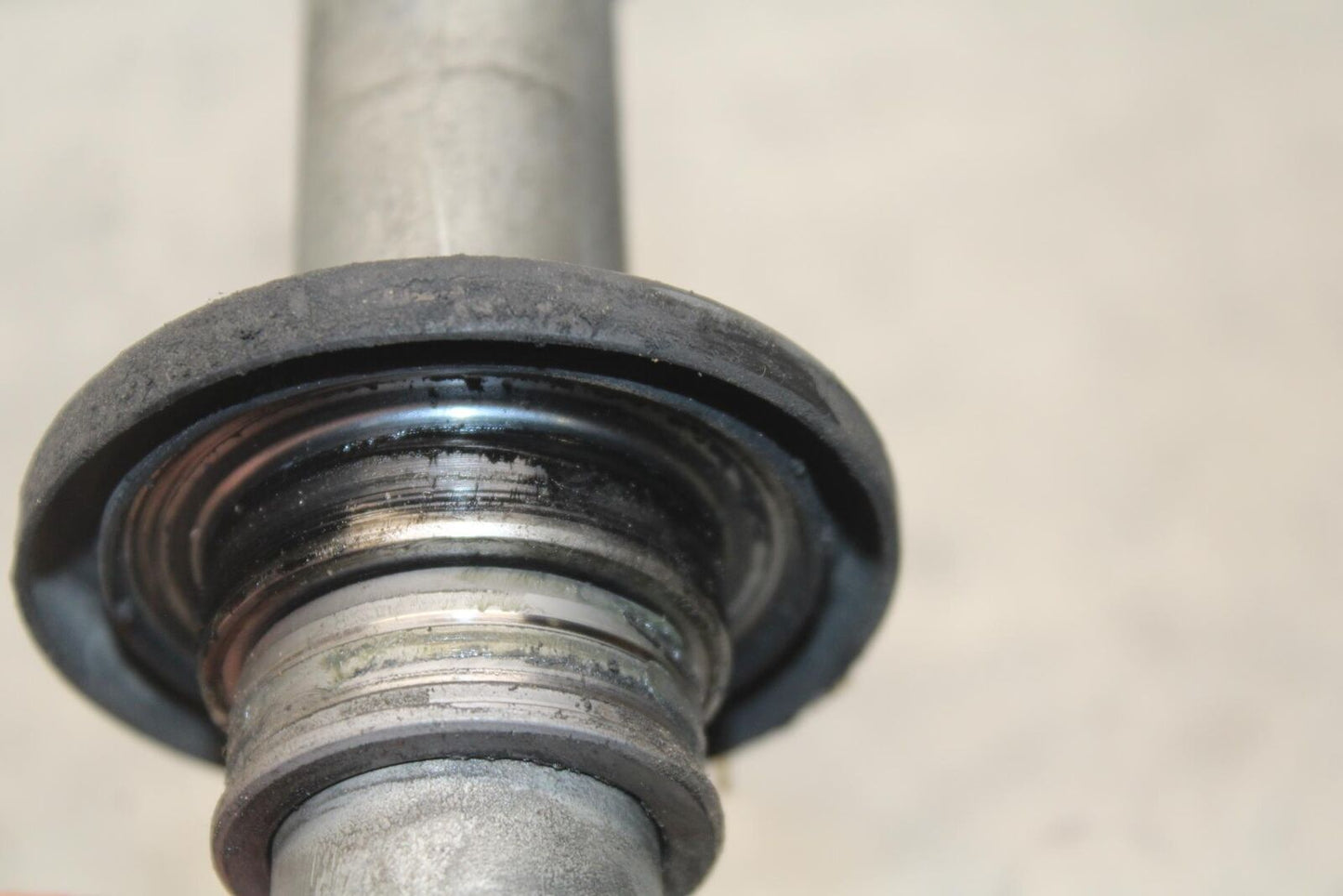 20-23 BMW F900R REAR AXLE BACK WHEEL RIM PIVOT BOLT AXEL BB603