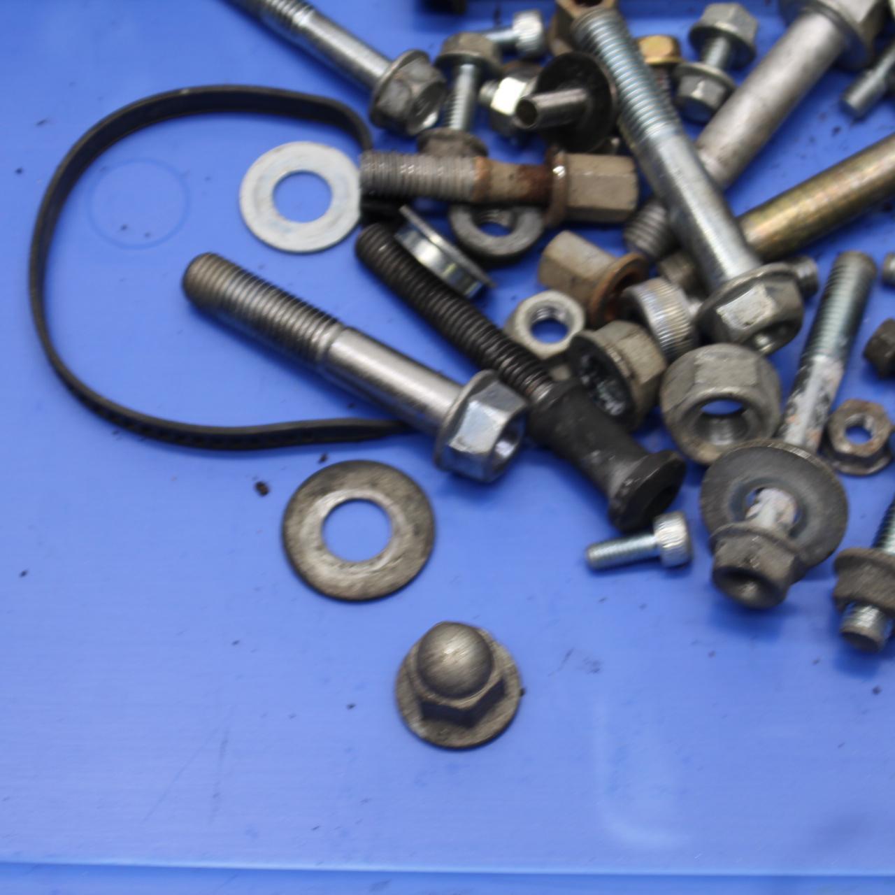 01-06 HONDA CBR600F4I MISCELLANEOUS MOUNTING BOLTS HARDWARE MOTOR SCREWS BB644