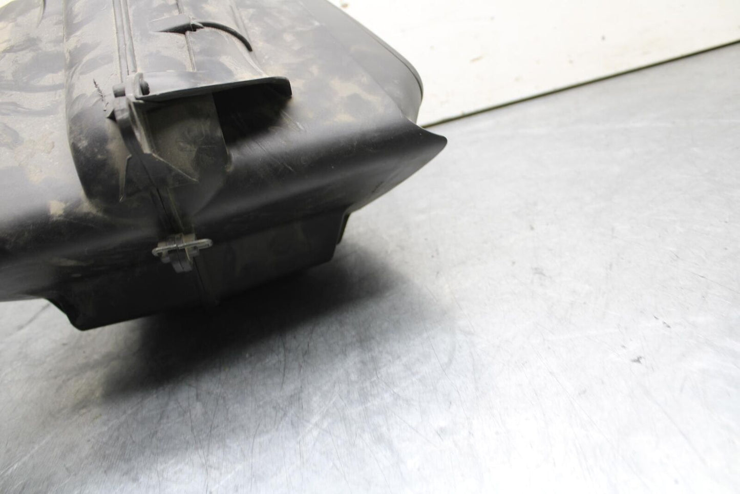 16-18 KTM 690 DUKE AIRBOX AIR INTAKE FILTER BOX BB631