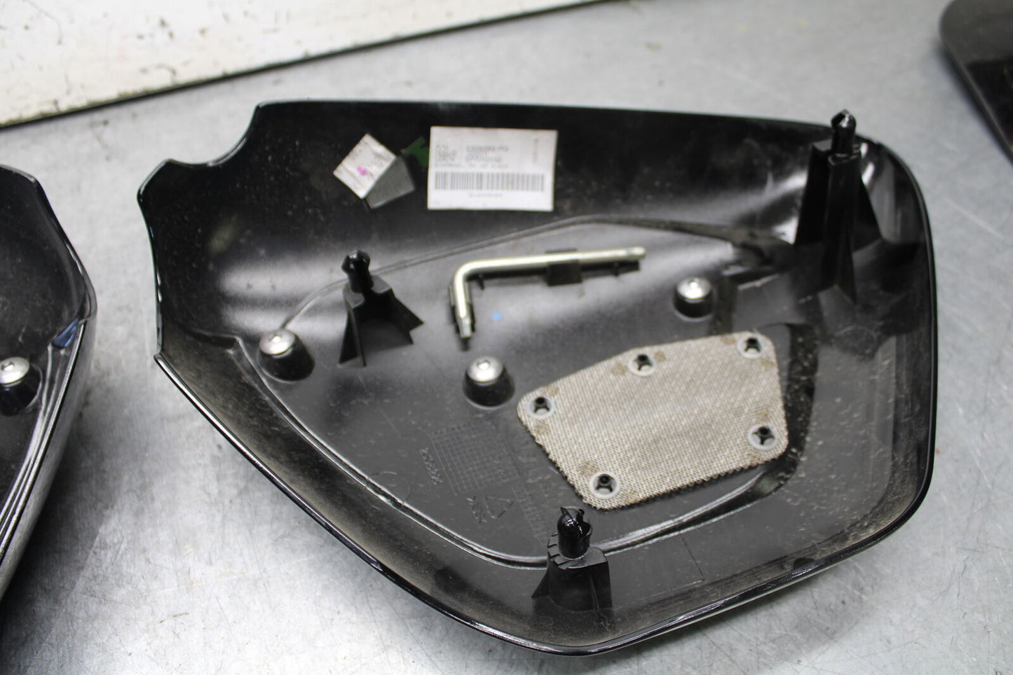 19-21 TRIUMPH SPEED TWIN 1200 RIGHT LEFT FRAME MID SIDE COVERS PANELS TRIM BB653