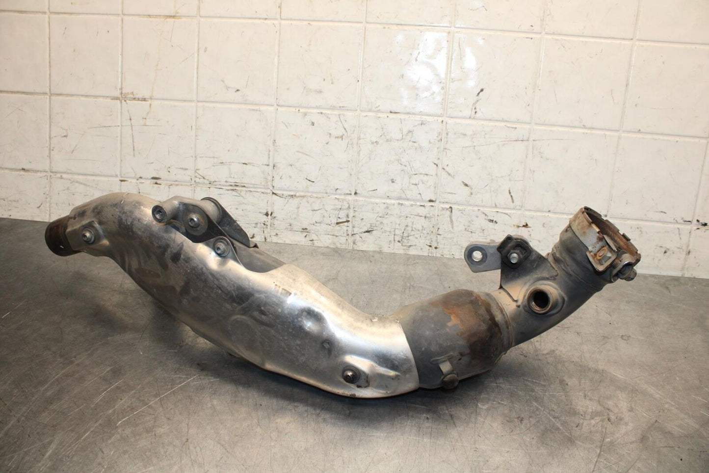2007 Yamaha YZF R1 EXHAUST MIDPIPE MID MIDDLE PIPE 4C8-14740-00-00 BB575