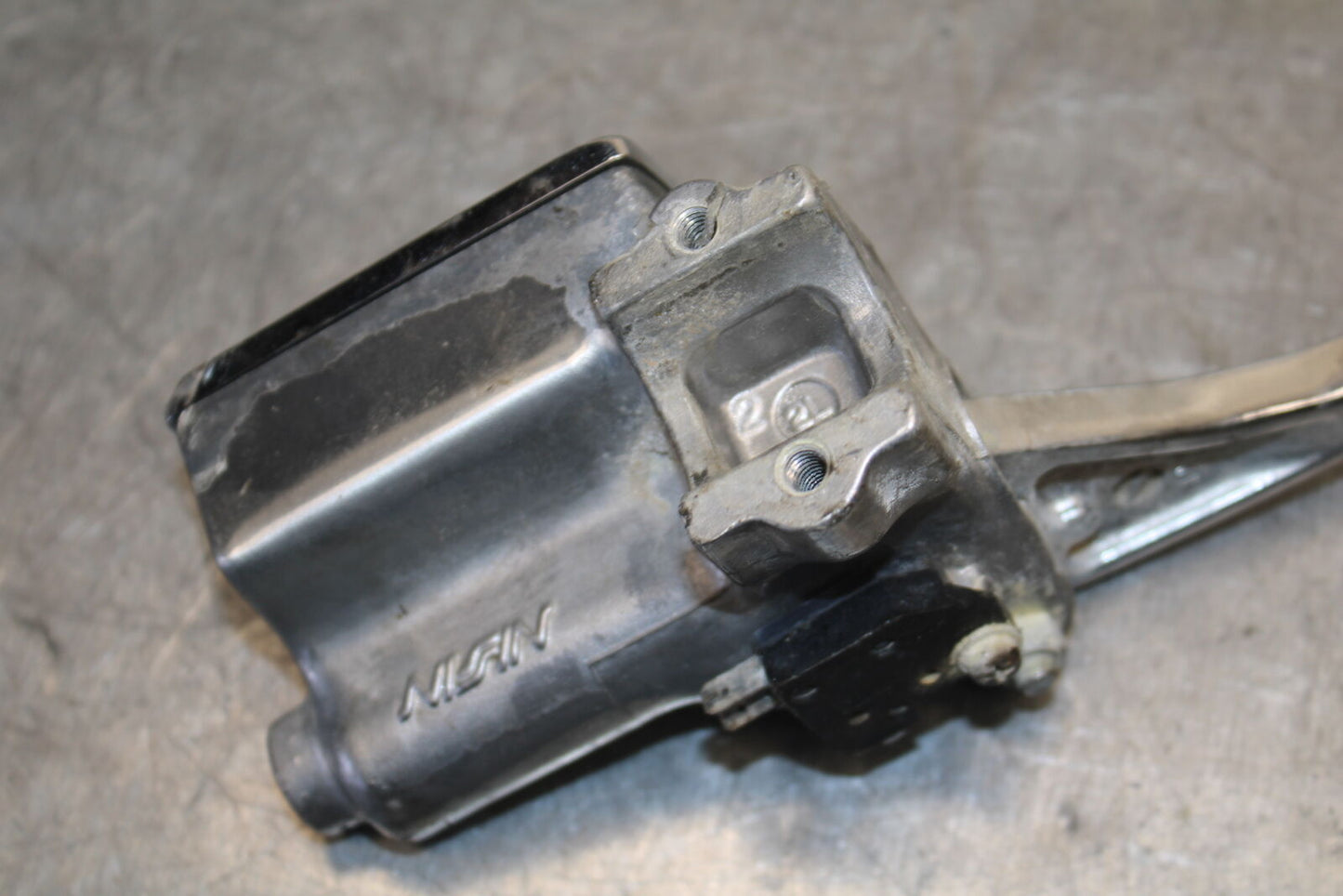 87-03 SUZUKI INTRUDER 1400 VS1400GLP FRONT BRAKE MASTER CYLINDER BB702