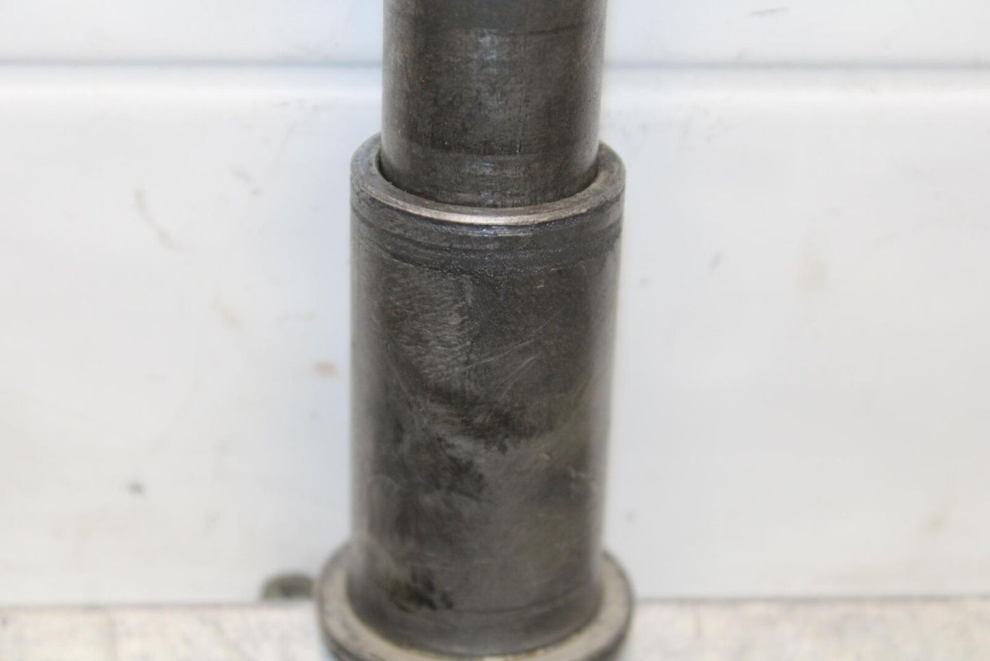 1999 Suzuki GSXR600 FRONT WHEEL RIM AXLE PIVOT BOLT BB580