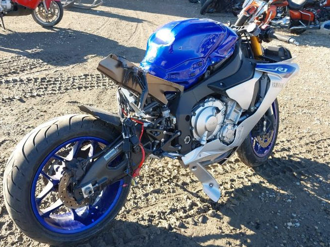 2015 YAMAHA YZFR1