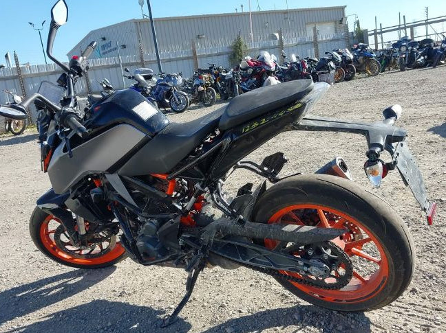 2022 KTM 390 DUKE