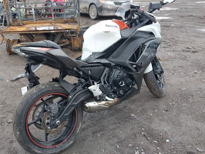 2023 KAWASAKI EX650 P