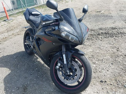 2005 YAMAHA YZFR1