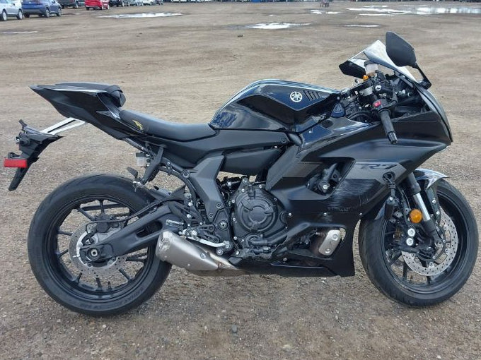 2025 YAMAHA YZFR7 BLK