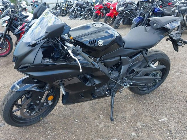 2025 YAMAHA YZFR7 BLK