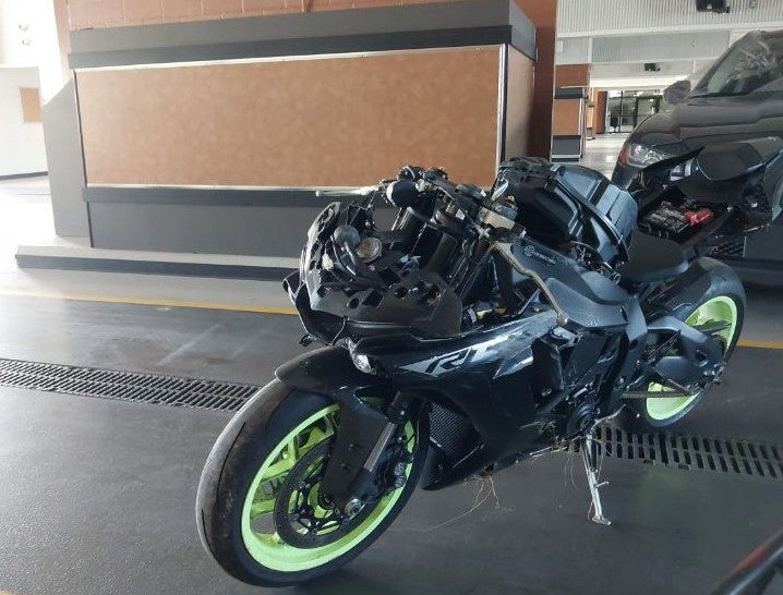 2018 YAMAHA YZFR1