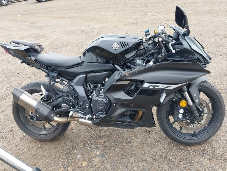 2024 YAMAHA YZFR7