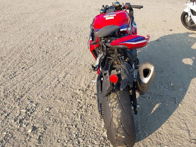 2025 HONDA CBR1000 SP