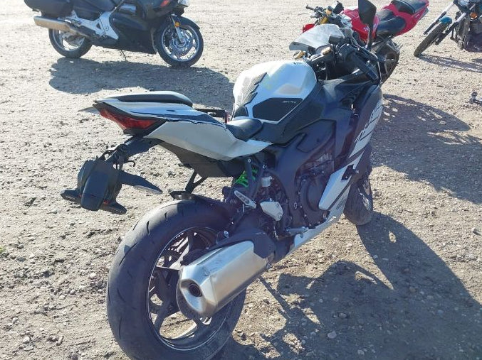 2025 KAWASAKI ZX400 S