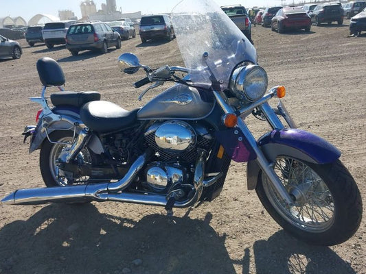 2002 HONDA VT750 CD