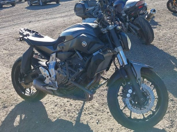 2015 YAMAHA FZ07