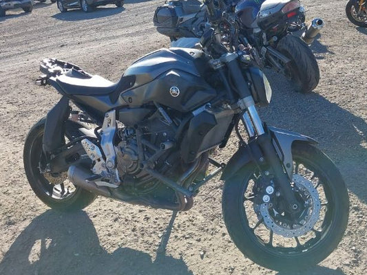 2015 YAMAHA FZ07