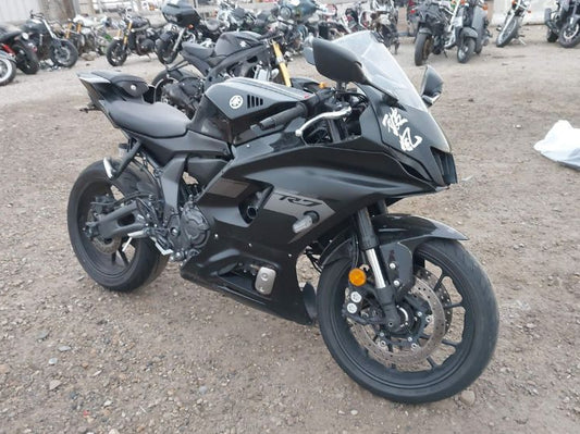 2025 YAMAHA YZFR7
