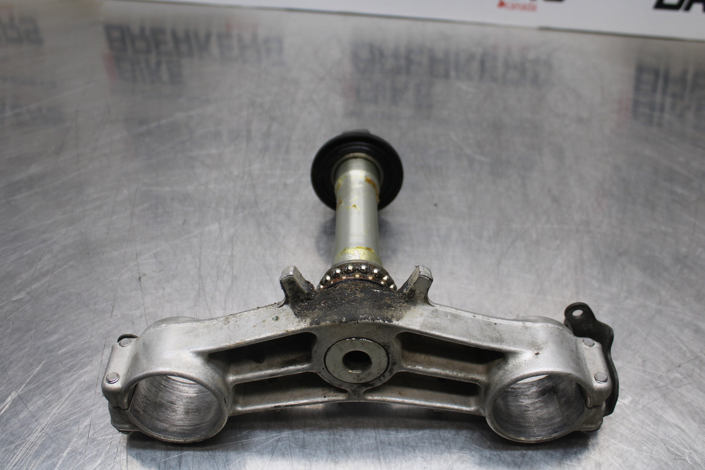 04-05 KAWASAKI NINJA ZX10R FRONT FORKS CLAMP LOWER TRIPLE TREE STEM BB163