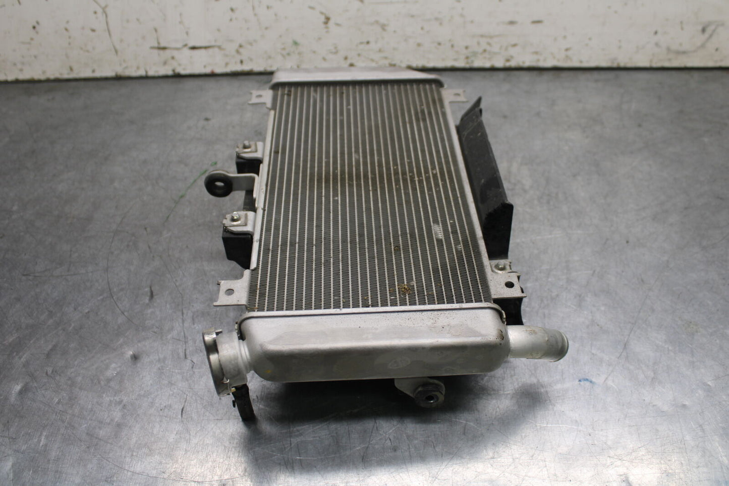 18-23 KAWASAKI NINJA 400 EX400 ABS ENGINE RADIATOR MOTOR COOLING RADIATER BB747