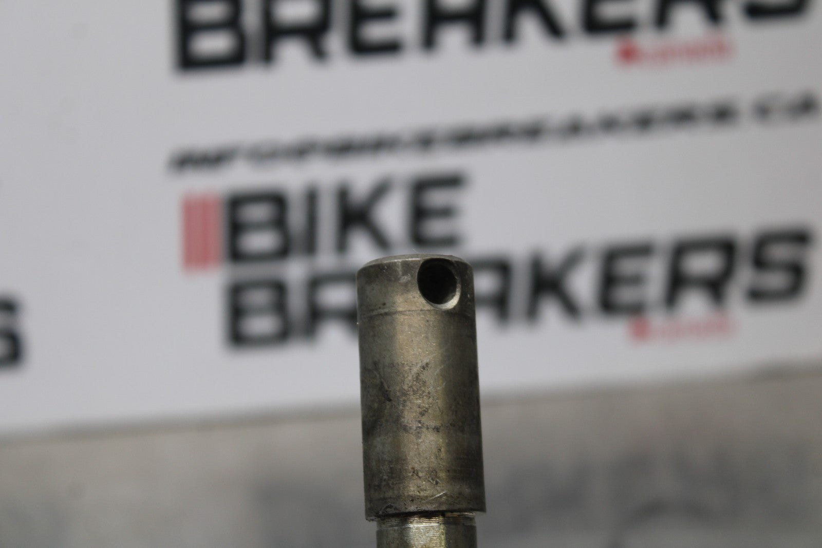 03-08 KAWASAKI VULCAN 1600 FRONT WHEEL RIM AXLE PIVOT BOLT BB196