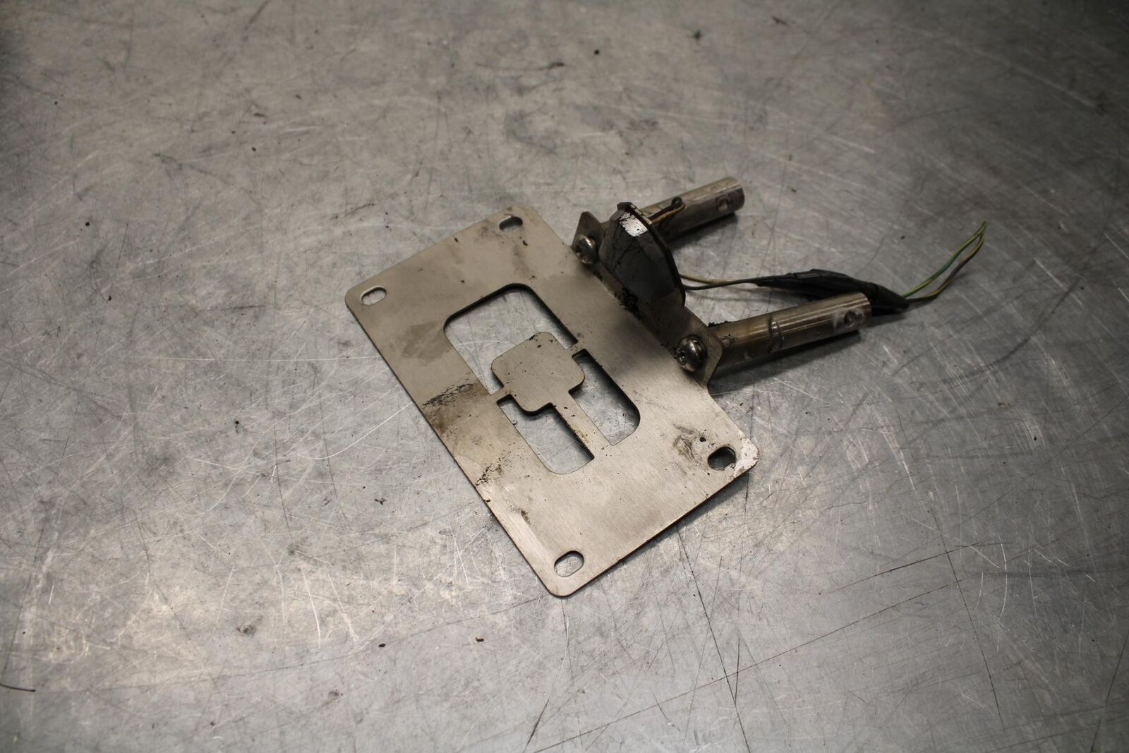 11-15 KAWASAKI ZX1000R FENDER ELIMINATOR LICENSE PLATE BRACKET BB445