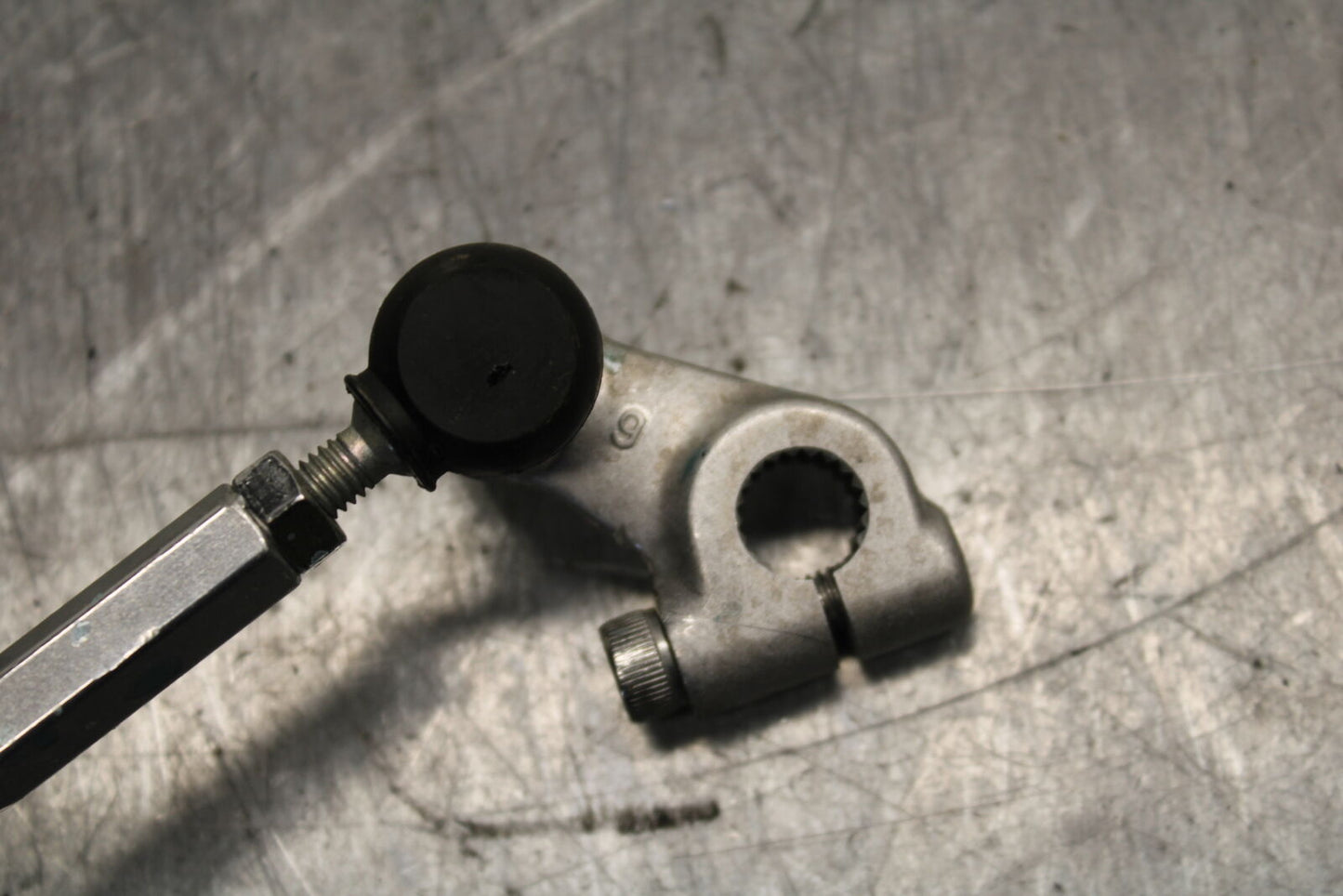 11-24 SUZUKI GSXR750 SHIFTER LINKAGE SHIFT LINK PEDAL BB714