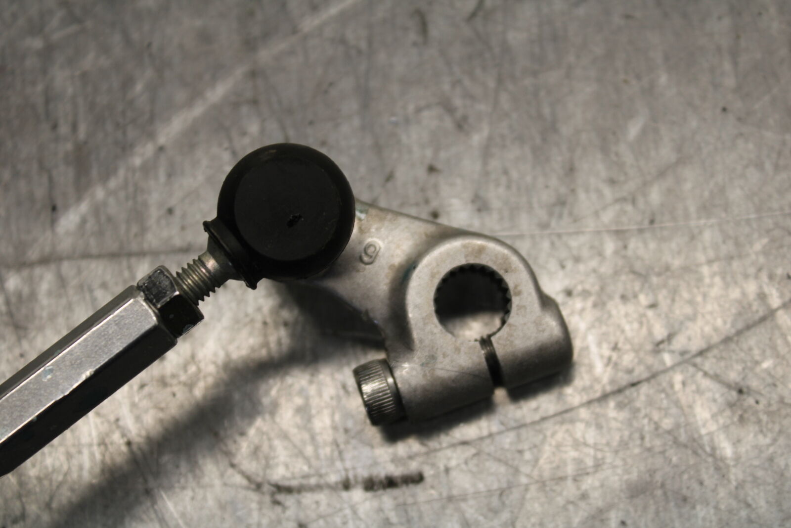 11-24 SUZUKI GSXR750 SHIFTER LINKAGE SHIFT LINK PEDAL BB714