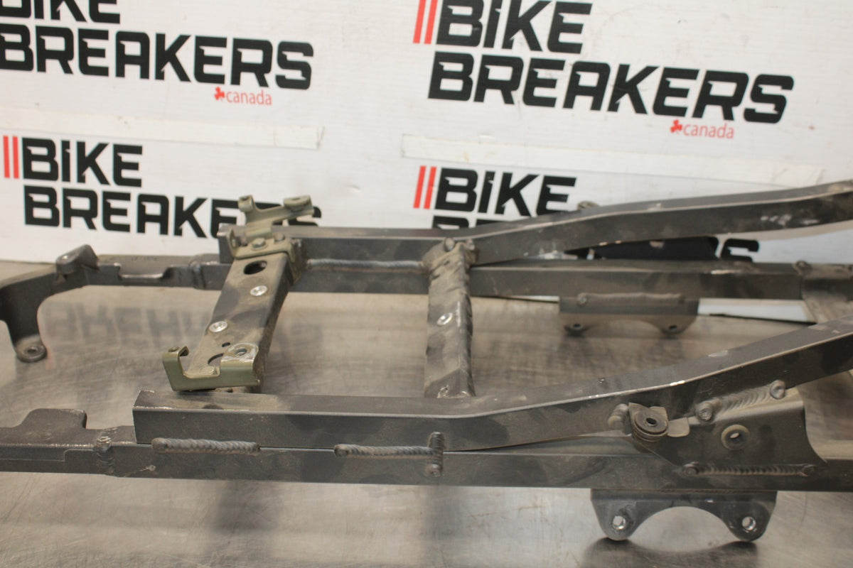 04-05 KAWASAKI NINJA ZX10R REAR SUBFRAME BACK SUB FRAME BB931