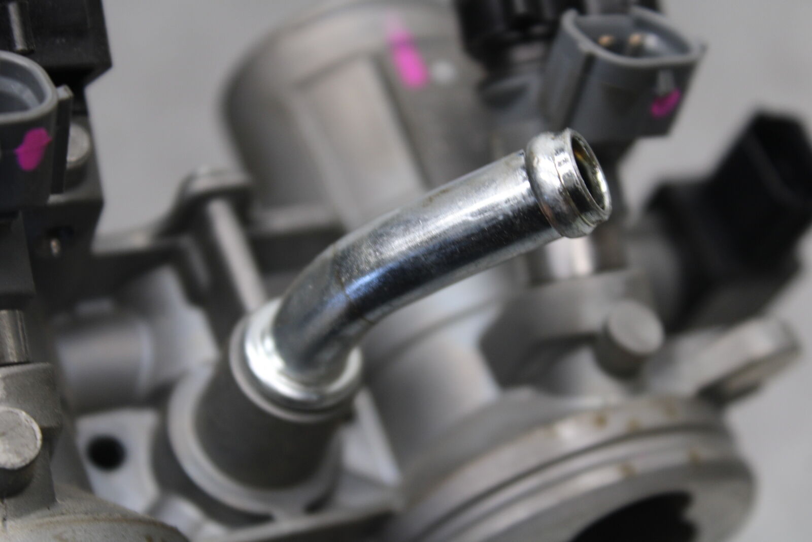 18-23 KAWASAKI NINJA 400 MAIN FUEL INJECTORS / THROTTLE BODIES BB660