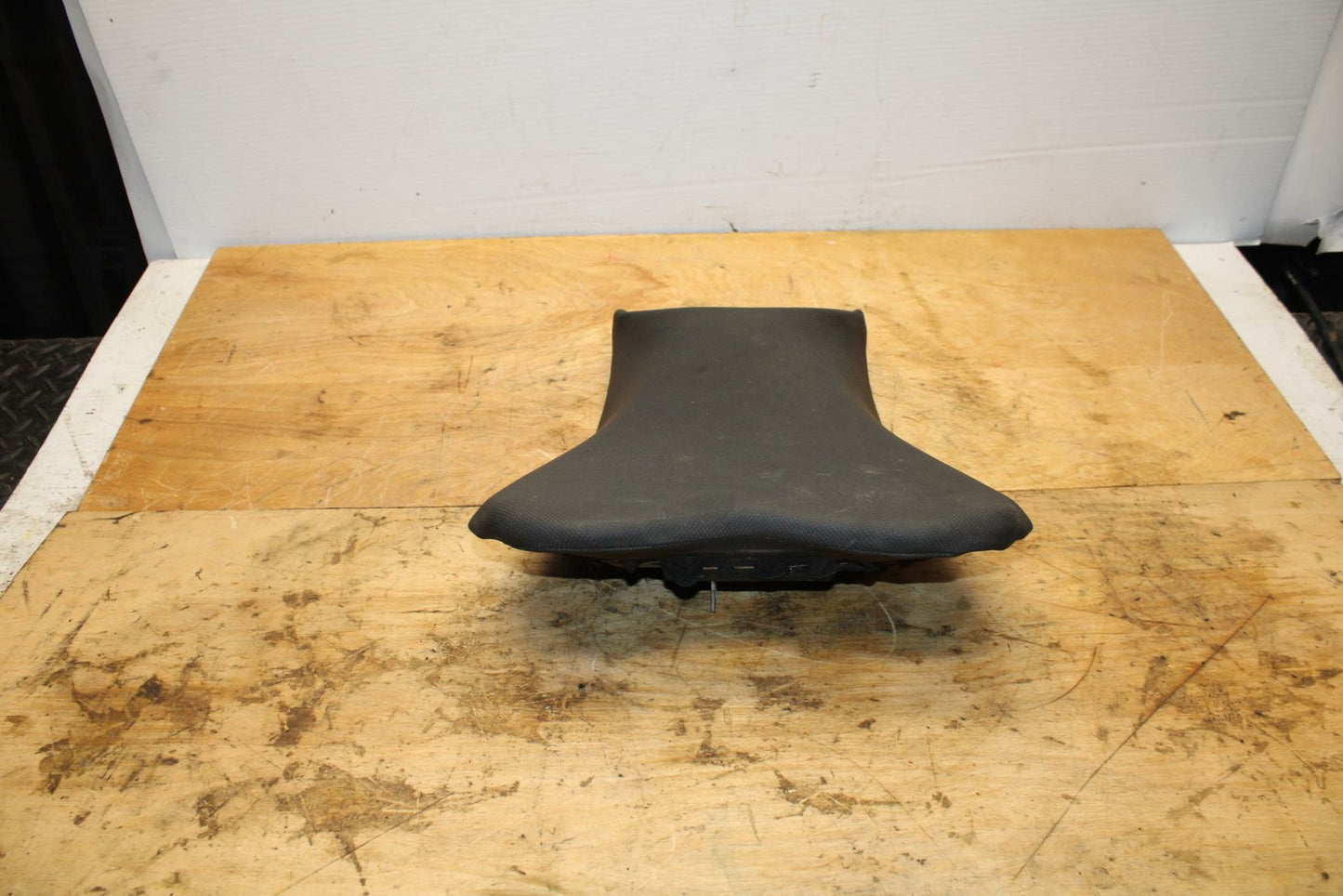 18-22 KAWASAKI NINJA 400 EX400 ABS FRONT DRIVERS SEAT PAD SADDLE PILLION BB334